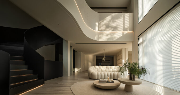 Living room in the House of TIppi.