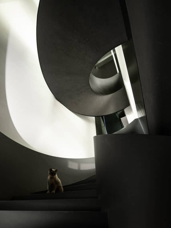 Staircase and SWIFT Pro at House of TIppi