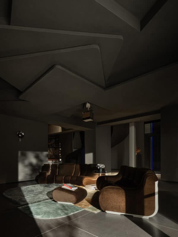 Cinema at home at House of Tippi