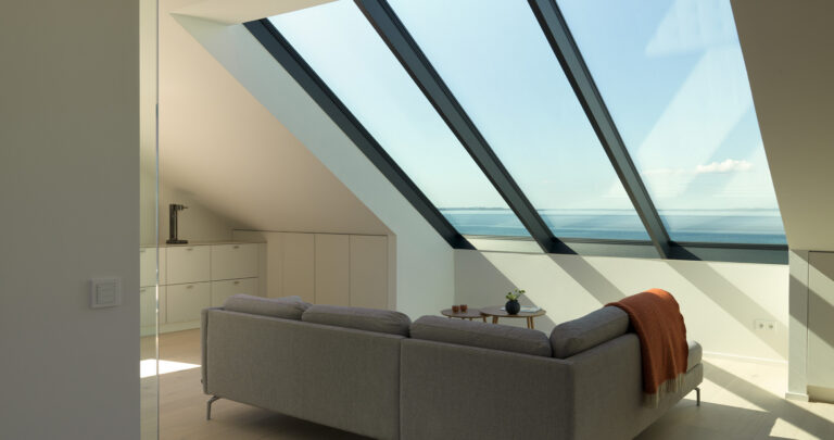 SWIFT home lift with a grand view in the penthouse of Villa Horisont